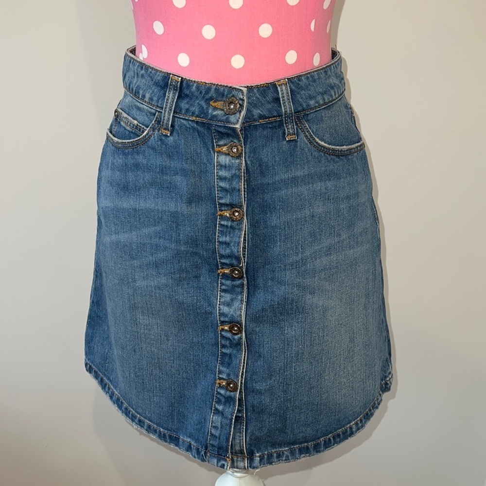ZARA BUTTON FLY JEAN SKIRT size extra small